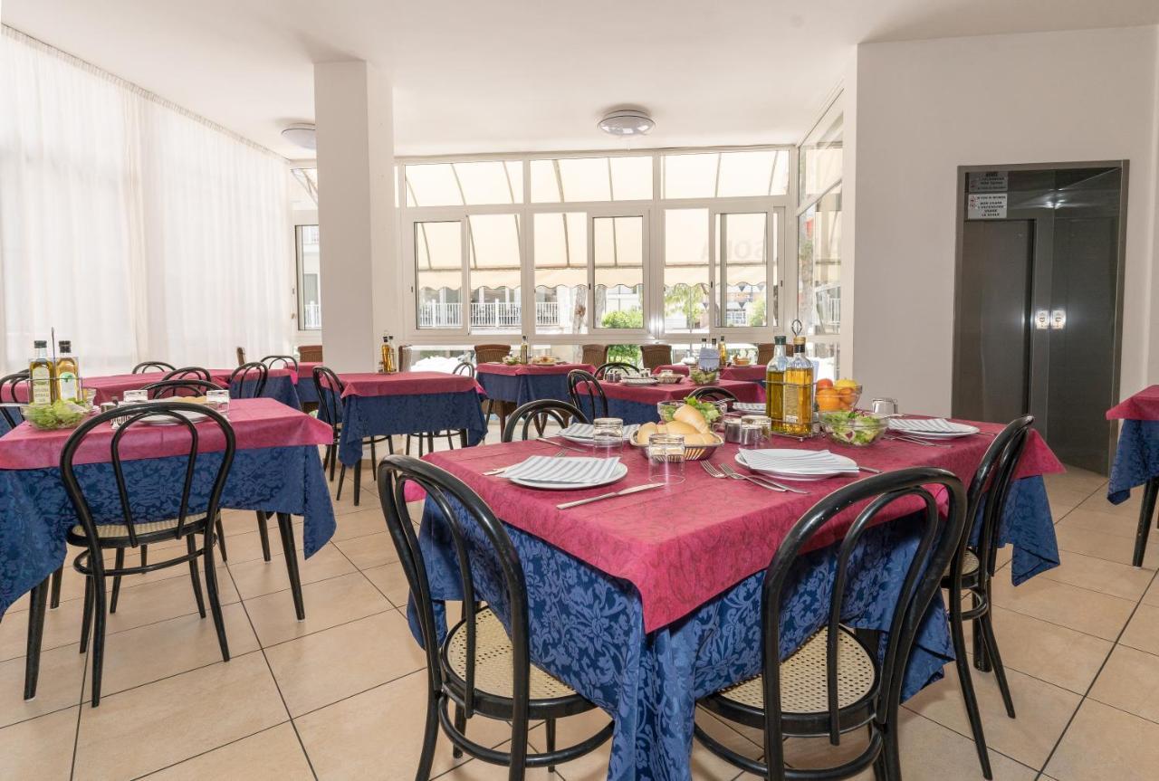 Hotel Villa Isola 리미니 외부 사진