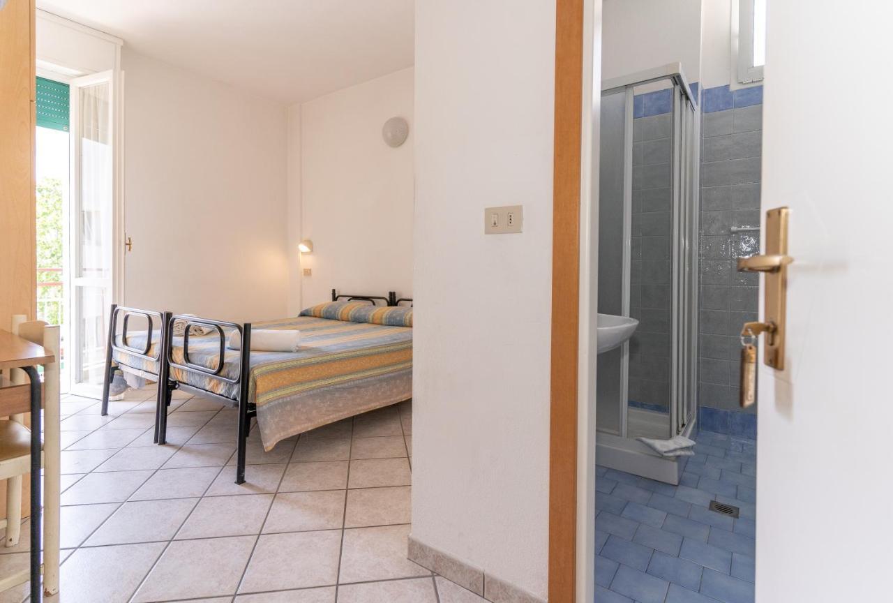 Hotel Villa Isola 리미니 외부 사진